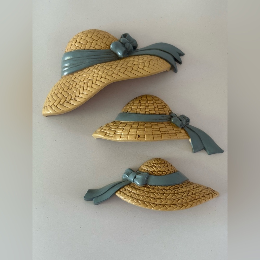 1978 Homco Straw Hat Wall Plaques Set of 3 Vintage Farmhouse Decor